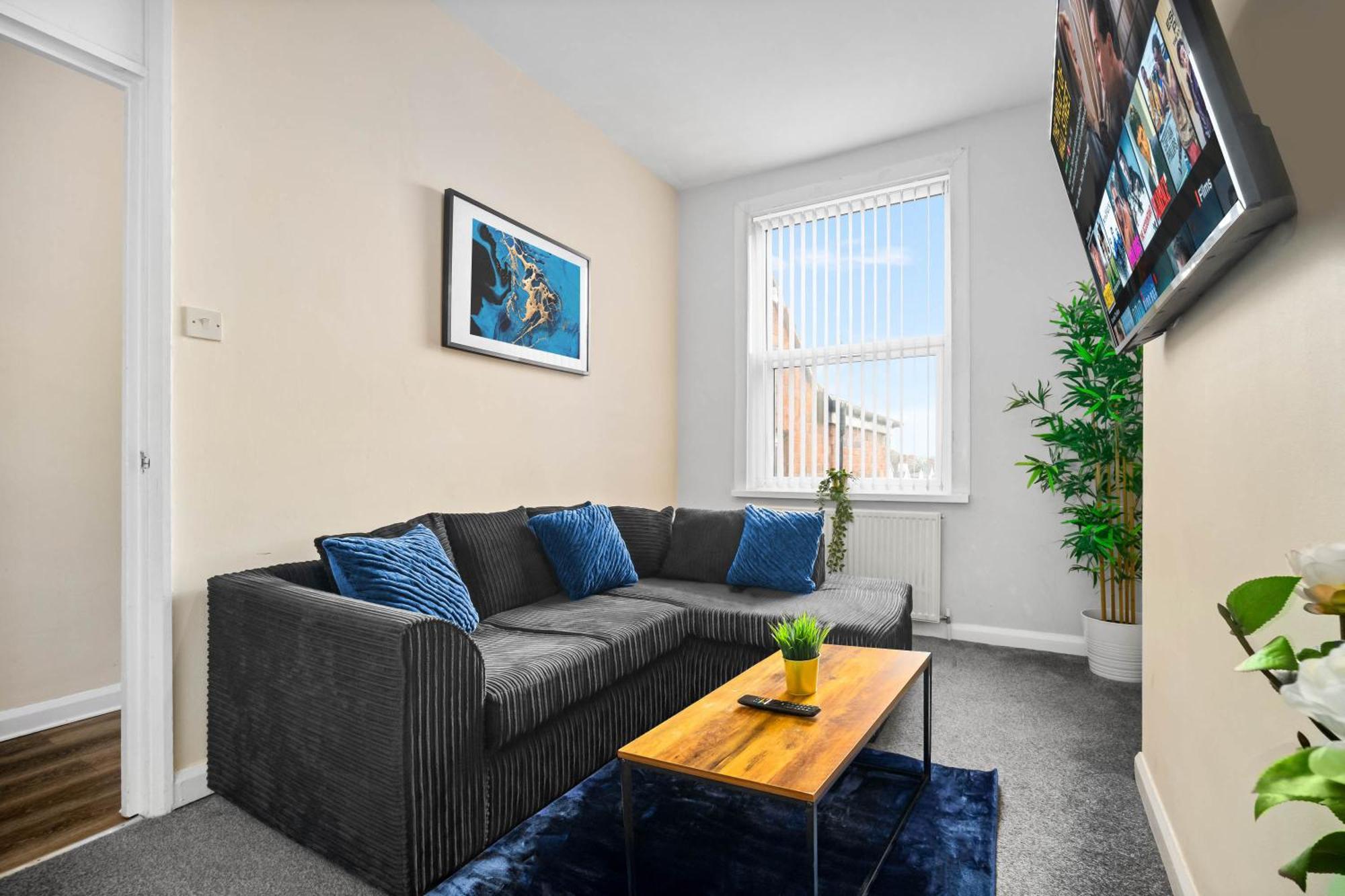Two Bedroom Apartment - Single Beds - Accommodates 3 - Street Parking - Top Rated -Wbb West Bromwich Dış mekan fotoğraf